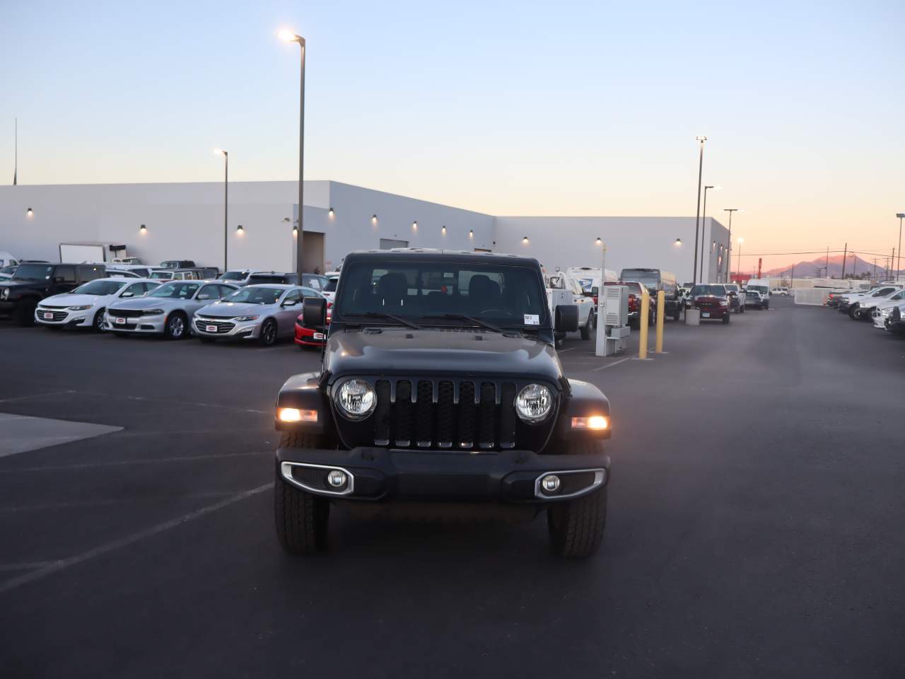 2021 Jeep Gladiator Sport S Crew Cab