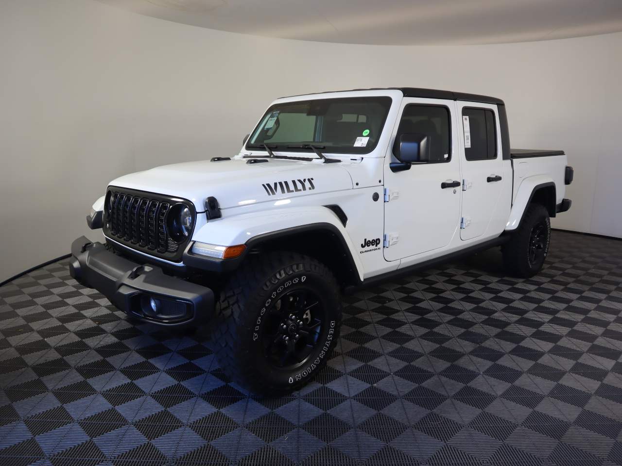 2024 Jeep Gladiator Willys Crew Cab
