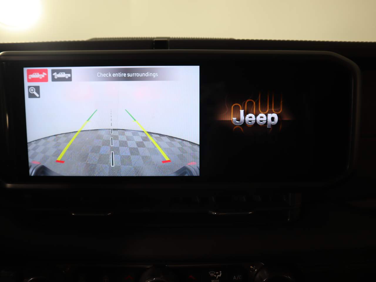 2024 Jeep Gladiator Rubicon photo 2