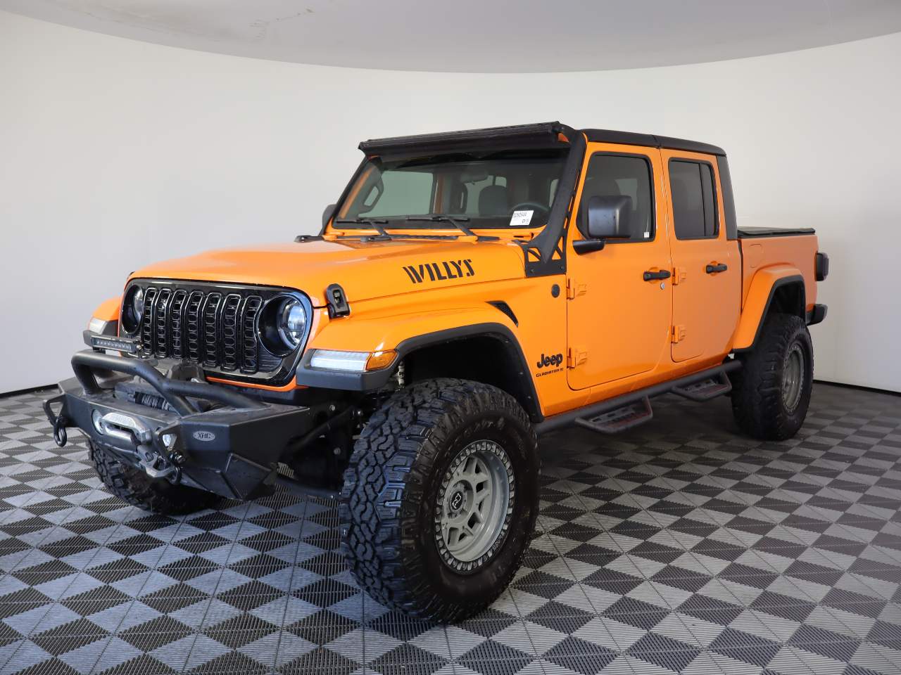 2025 Jeep Gladiator Willys Crew Cab