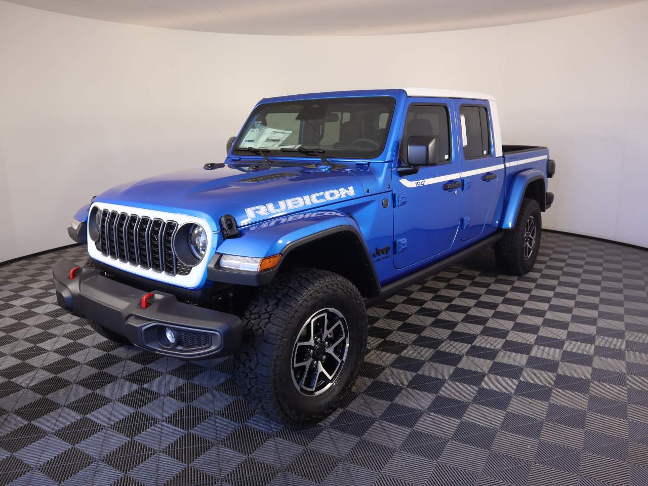 2026 Jeep Gladiator Rubicon Auto's photo