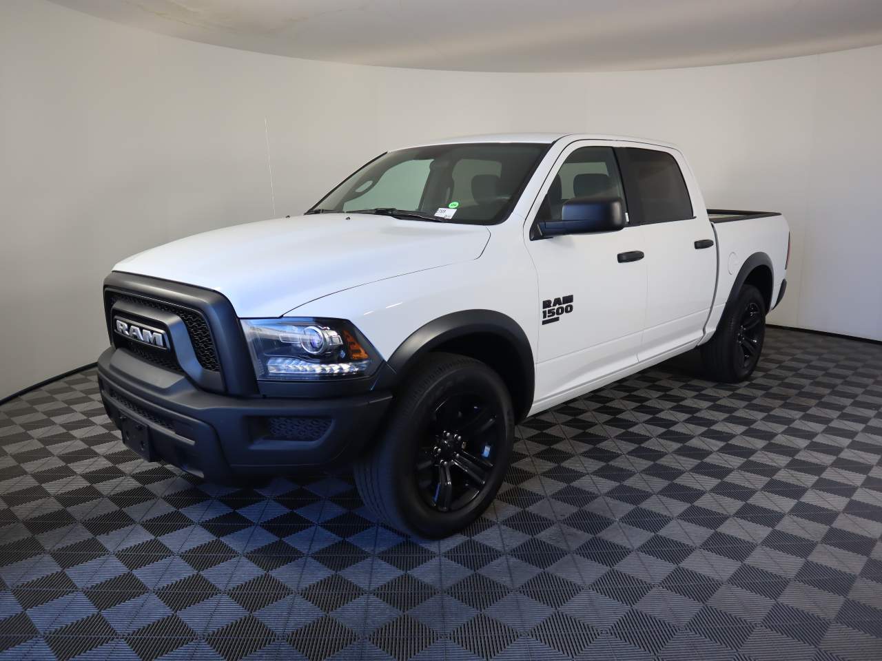 2024 Ram 1500 Classic Warlock Crew Cab