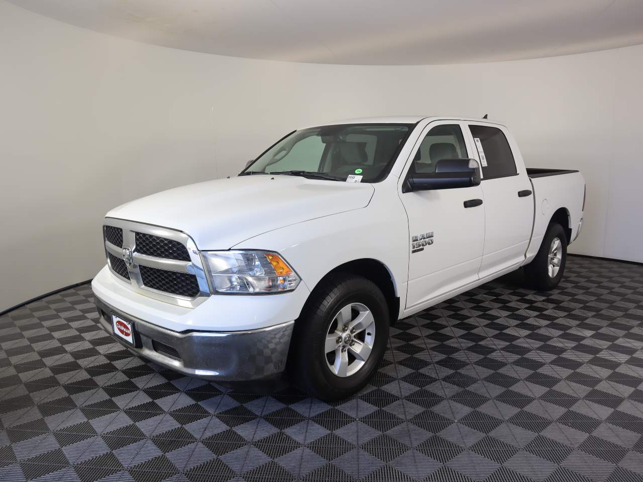 2022 Ram 1500 Classic SLT Crew Cab