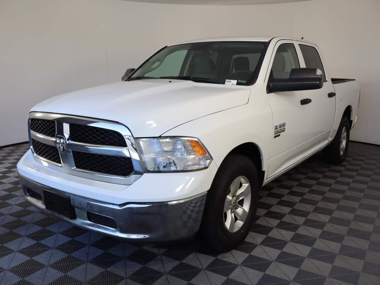 2022 Ram 1500 Classic SLT Crew Cab