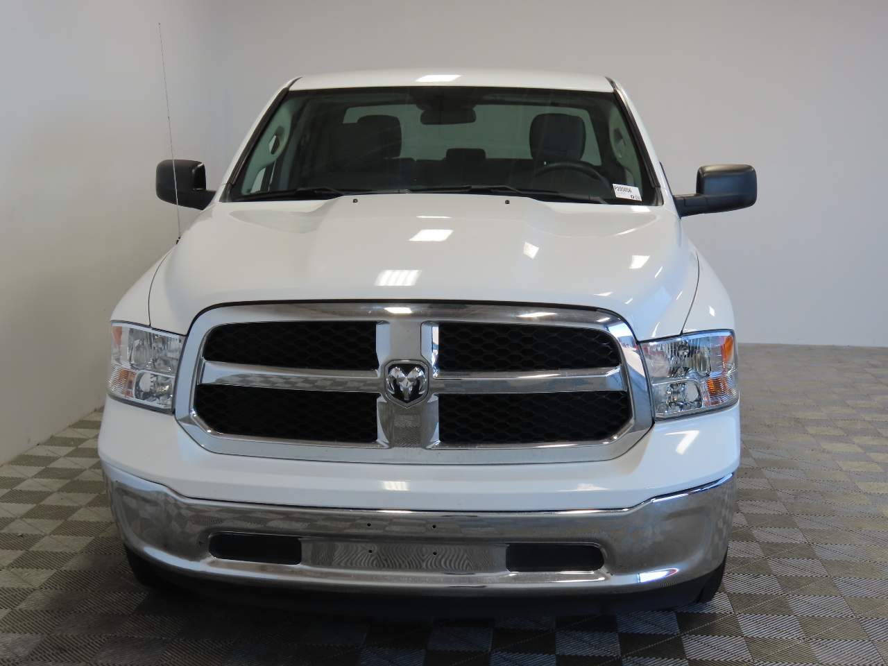 2022 Ram 1500 Classic SLT Crew Cab