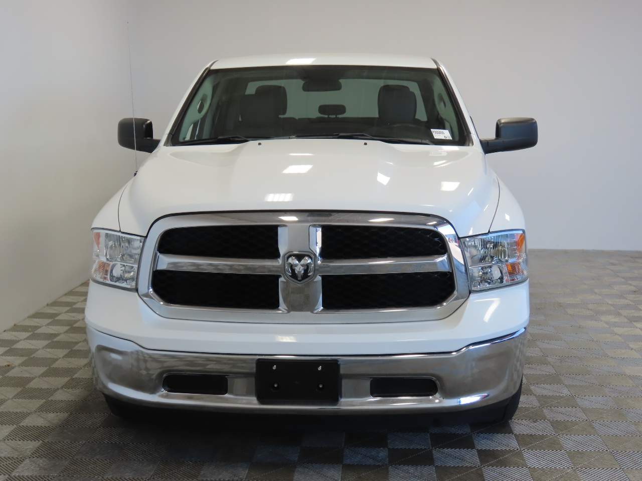 2022 Ram 1500 Classic SLT Crew Cab