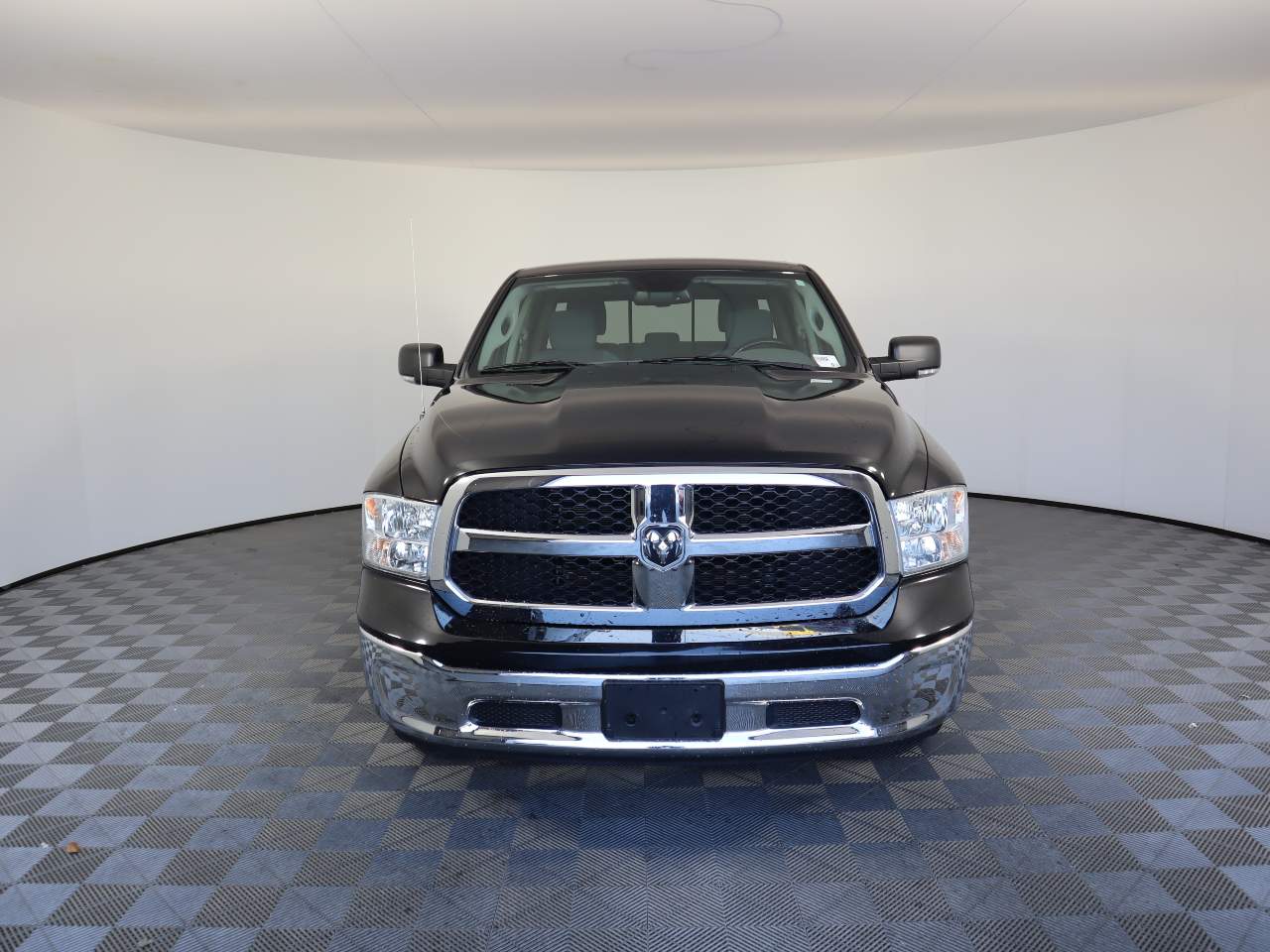 2020 Ram 1500 Classic SLT Crew Cab