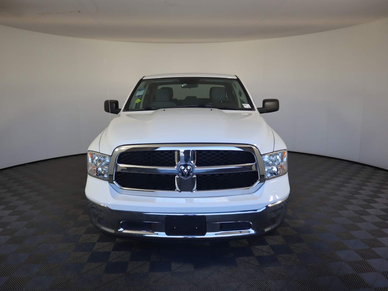 2022 Ram 1500 Classic SLT Crew Cab