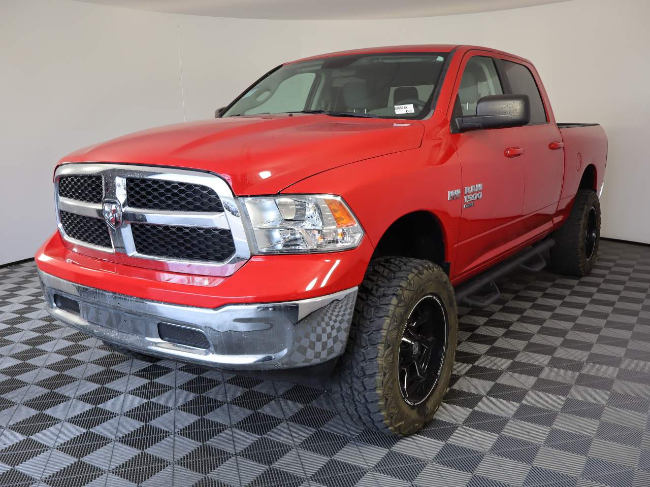 2020 Ram 1500 Classic SLT Crew Cab