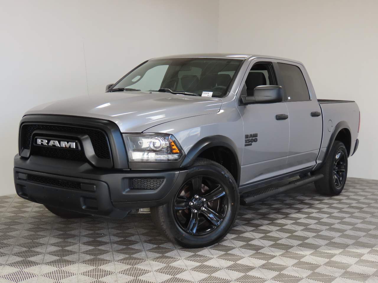 2023 Ram 1500 Classic Warlock Crew Cab