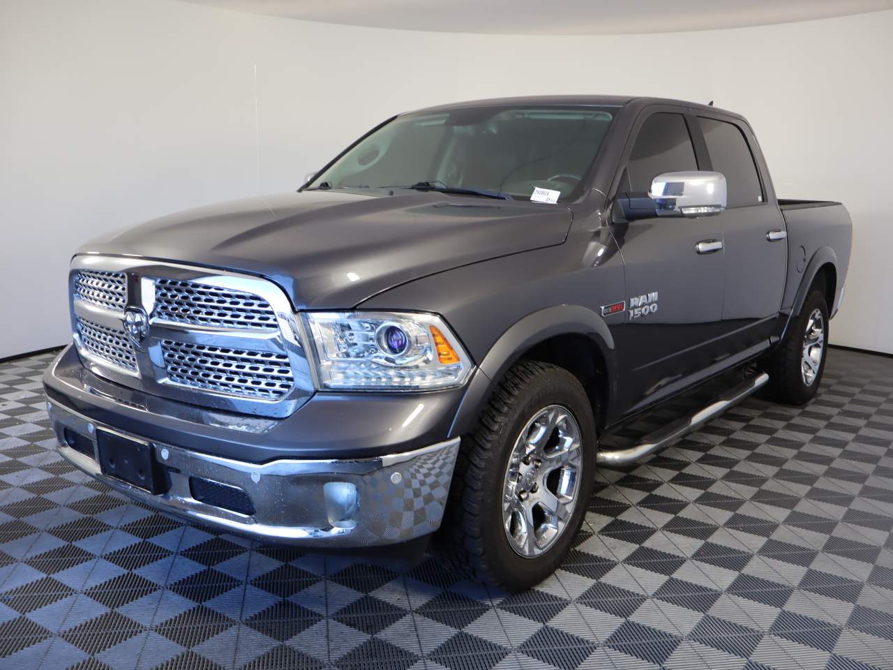 2017 Ram 1500 Laramie Crew Cab