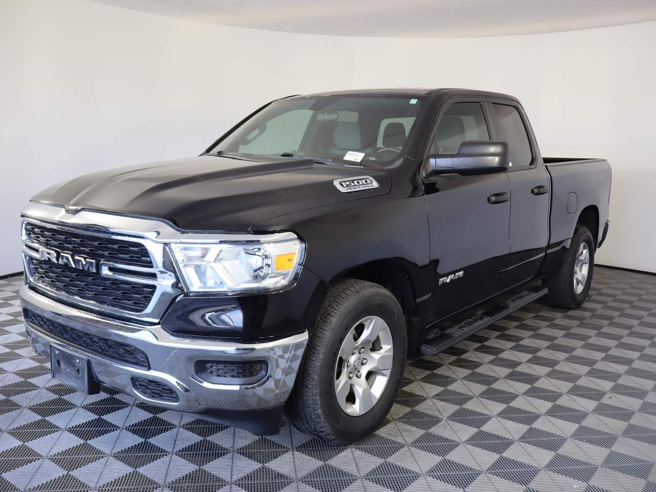 2023 Ram 1500 Big Horn Extended Cab