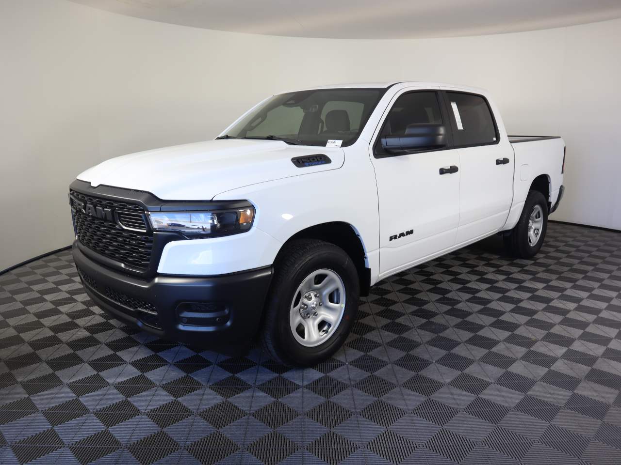 2025 Ram 1500 Crew Cab Tradesman