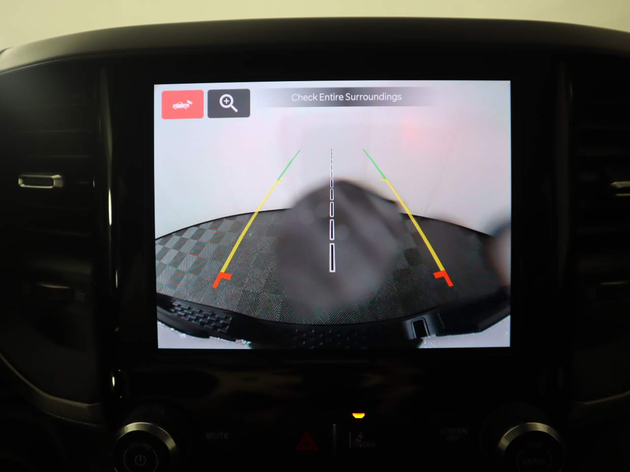 2025 Ram 1500 Crew Cab Tradesman