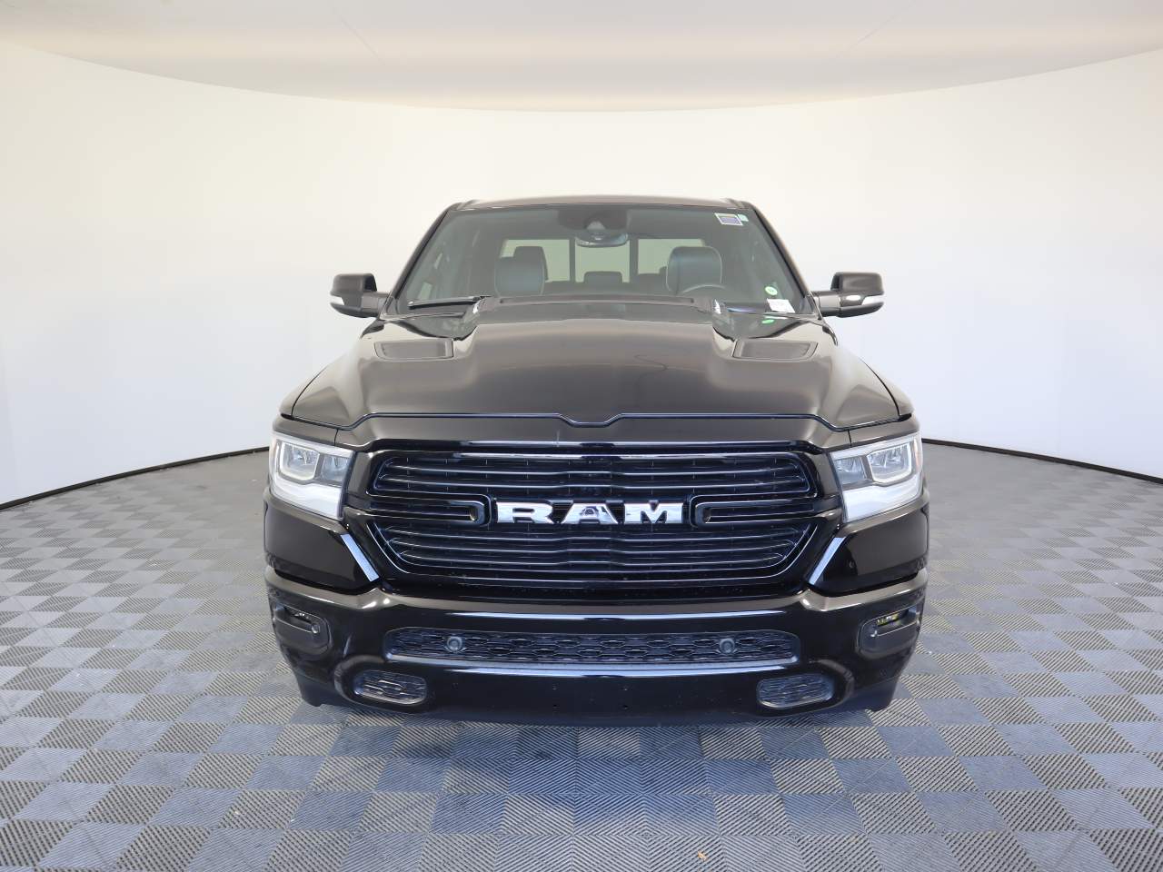 2022 Ram 1500 Laramie Crew Cab