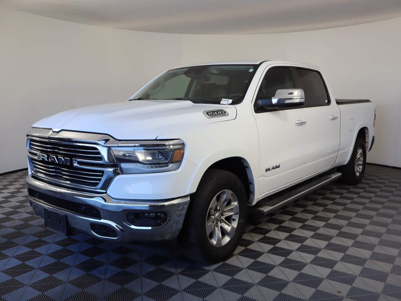 2022 Ram 1500 Laramie Crew Cab
