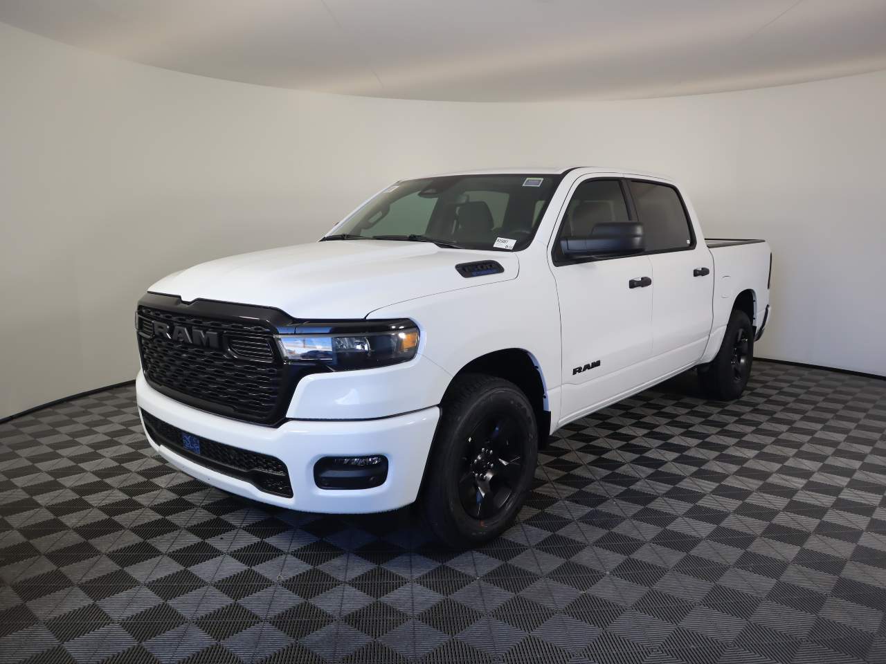 2025 Ram 1500 Crew Cab Tradesman