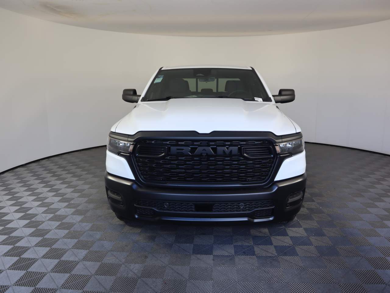 2025 Ram 1500 Crew Cab Tradesman