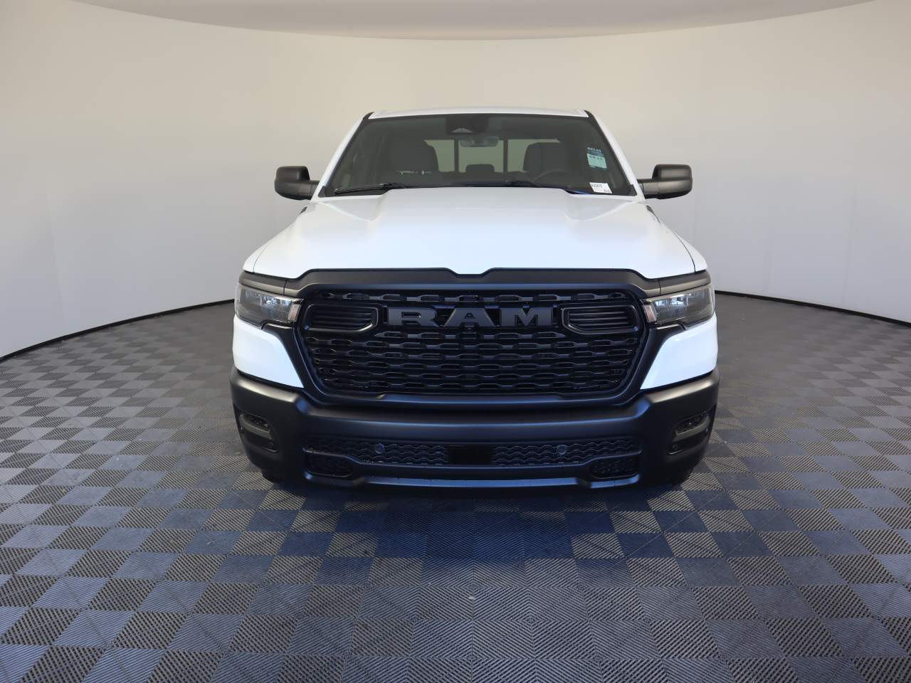 2025 Ram 1500 Crew Cab Tradesman