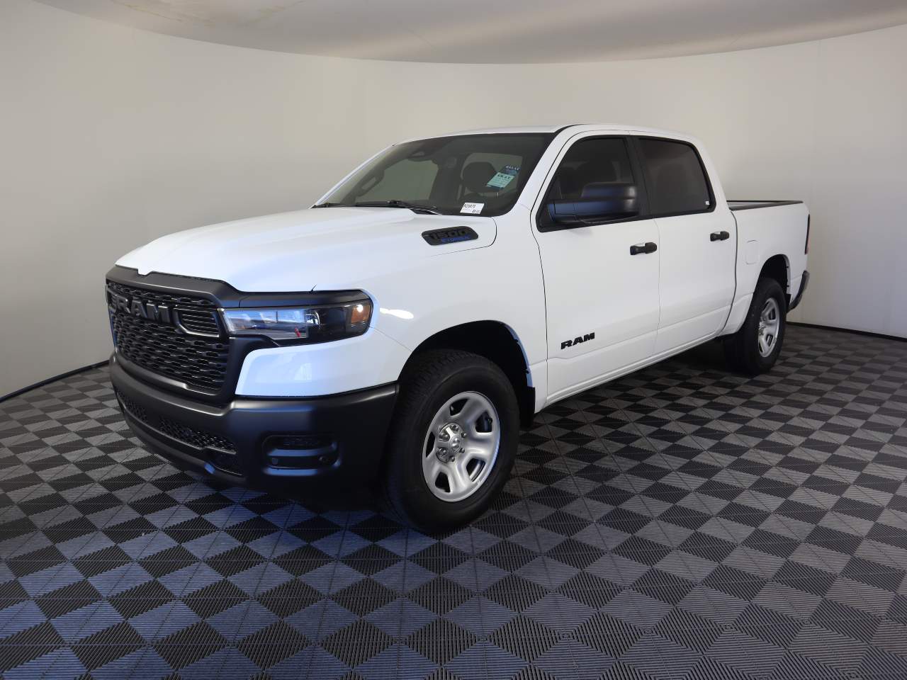 2025 Ram 1500 Crew Cab Tradesman