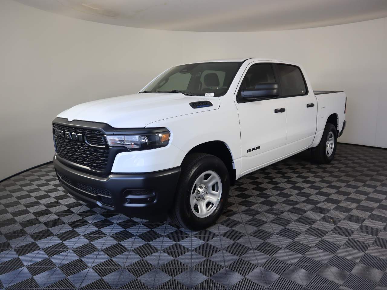 2025 Ram 1500 Crew Cab Tradesman