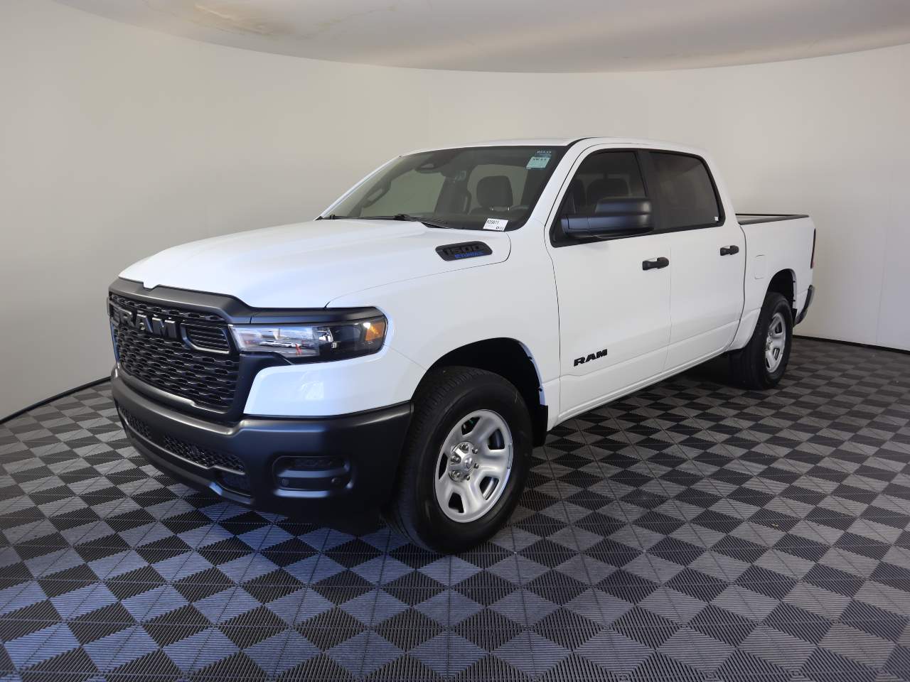 2025 Ram 1500 Crew Cab Tradesman
