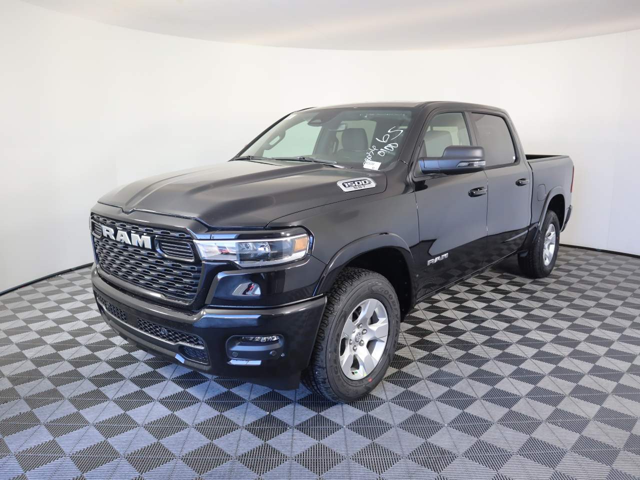 2025 Ram 1500 Crew Cab Big Horn