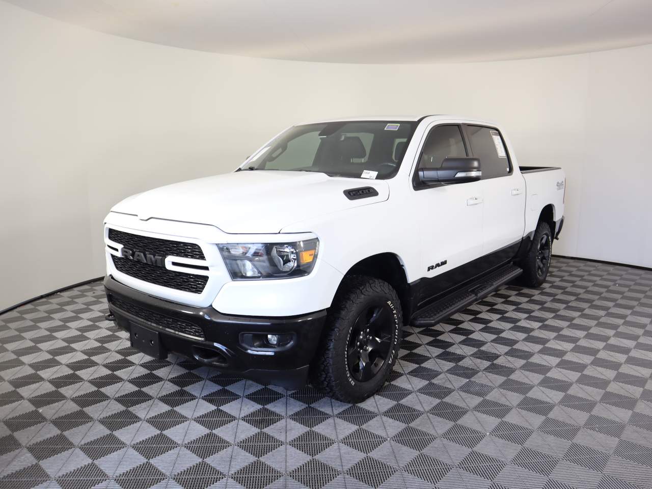 2022 Ram 1500 Lone Star Crew Cab