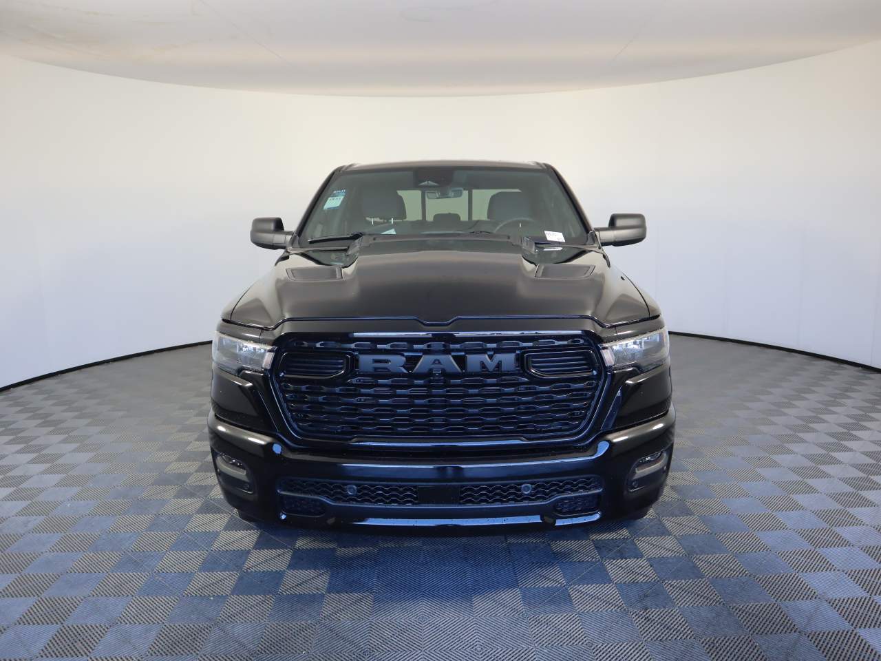 2026 Ram 1500 Crew Cab Tradesman