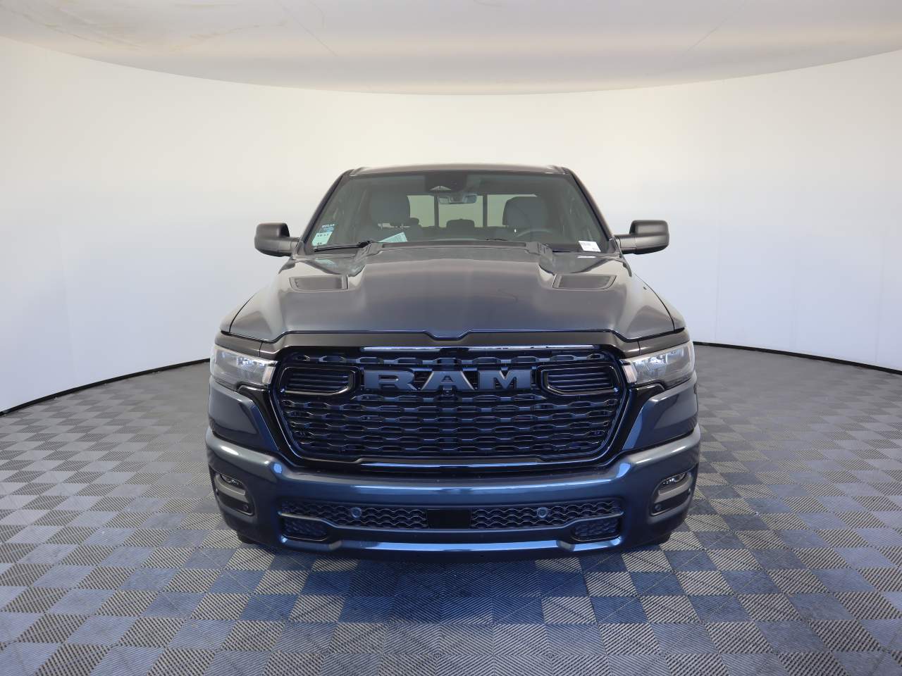 2026 Ram 1500 Crew Cab Tradesman