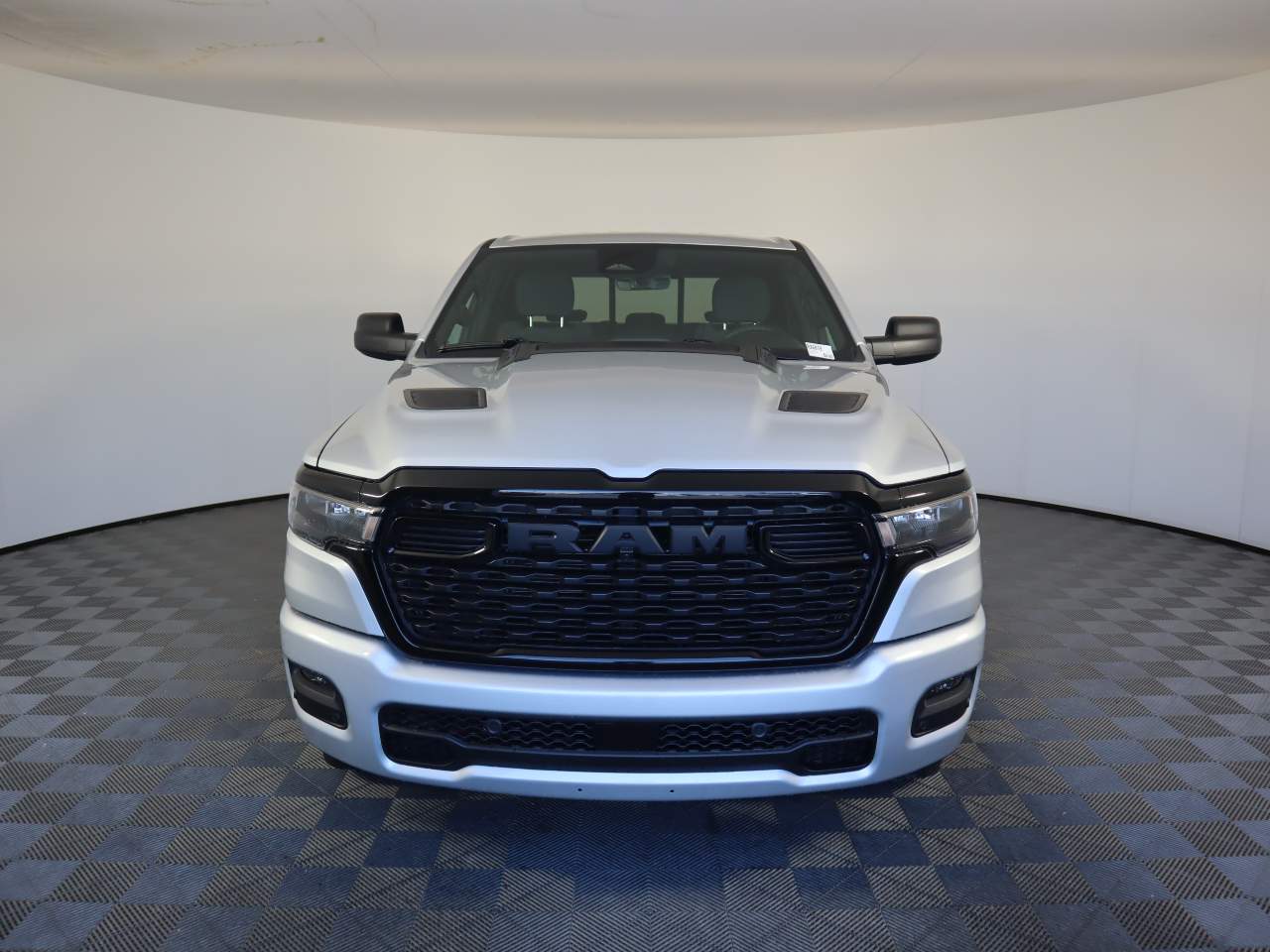 2026 Ram 1500 Crew Cab Express