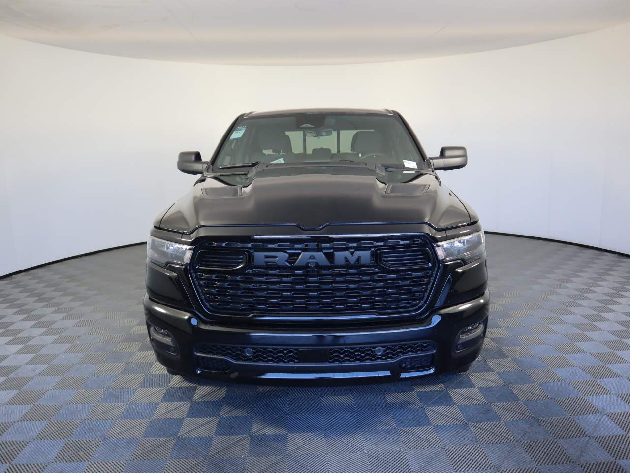 2026 Ram 1500 Crew Cab Tradesman