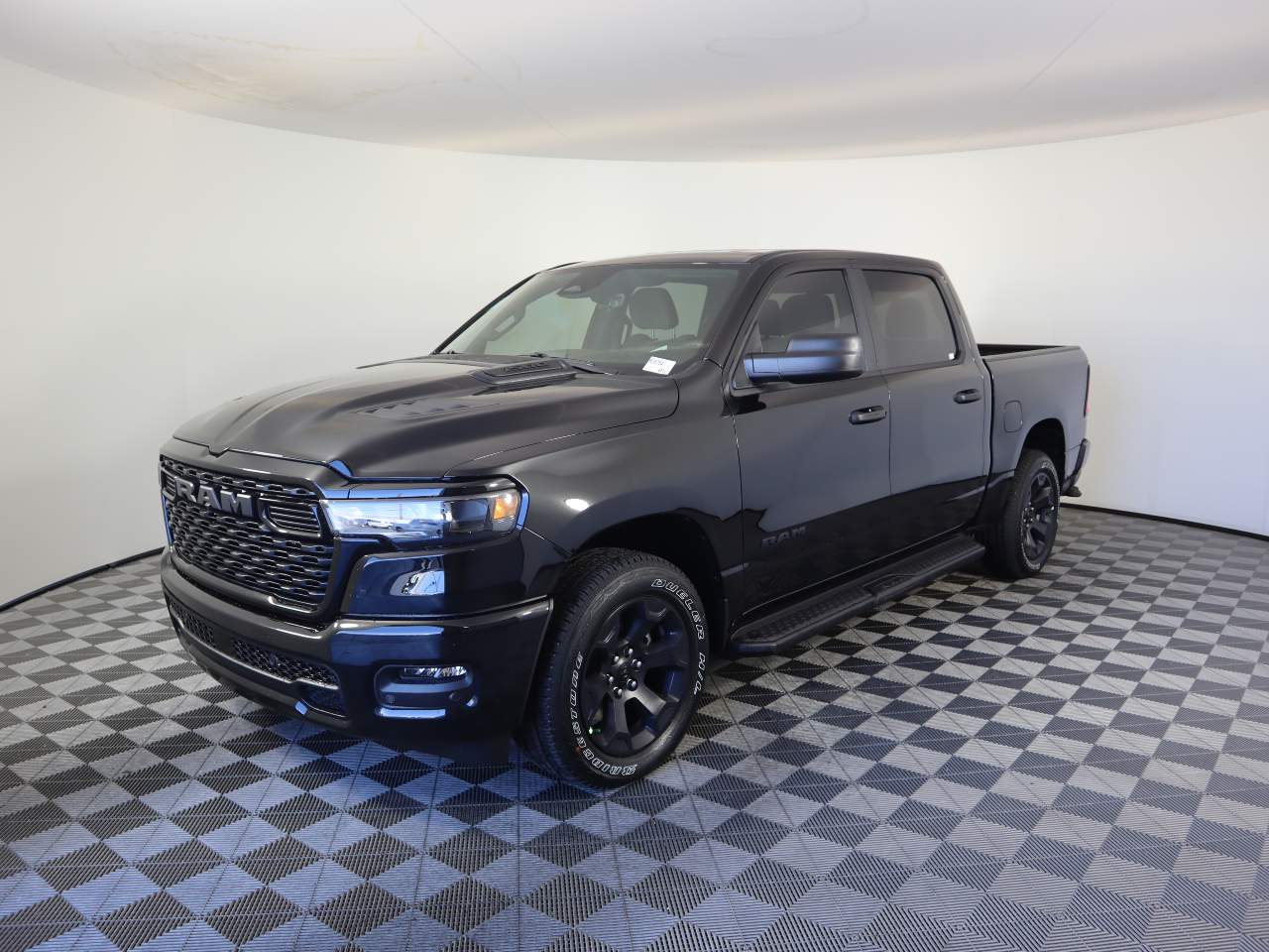 2026 Ram 1500 Crew Cab Tradesman