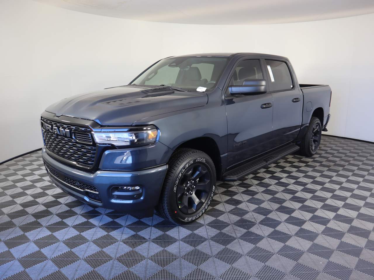2026 Ram 1500 Crew Cab Tradesman