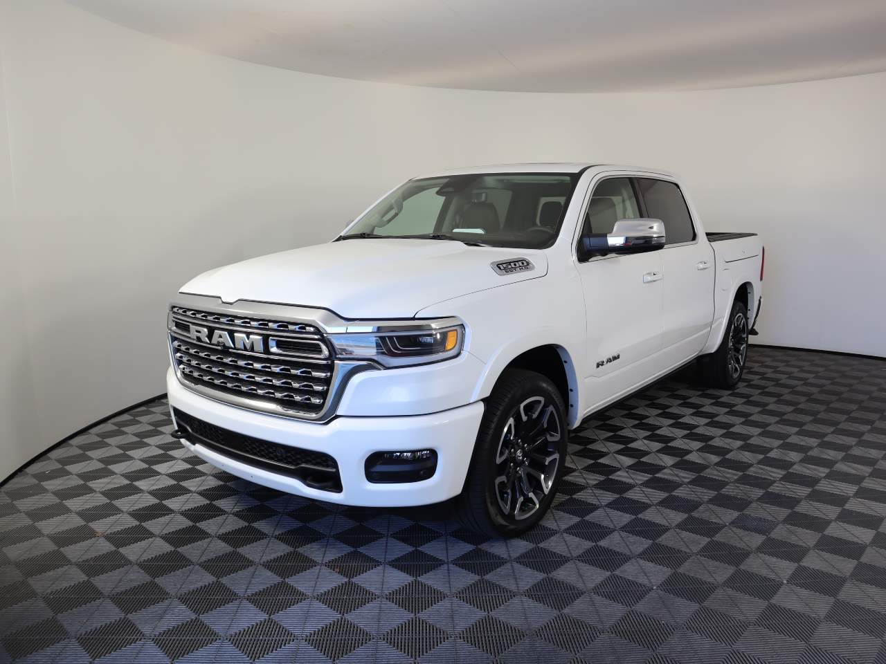 2025 Ram 1500 Crew Cab Limited Longhorn