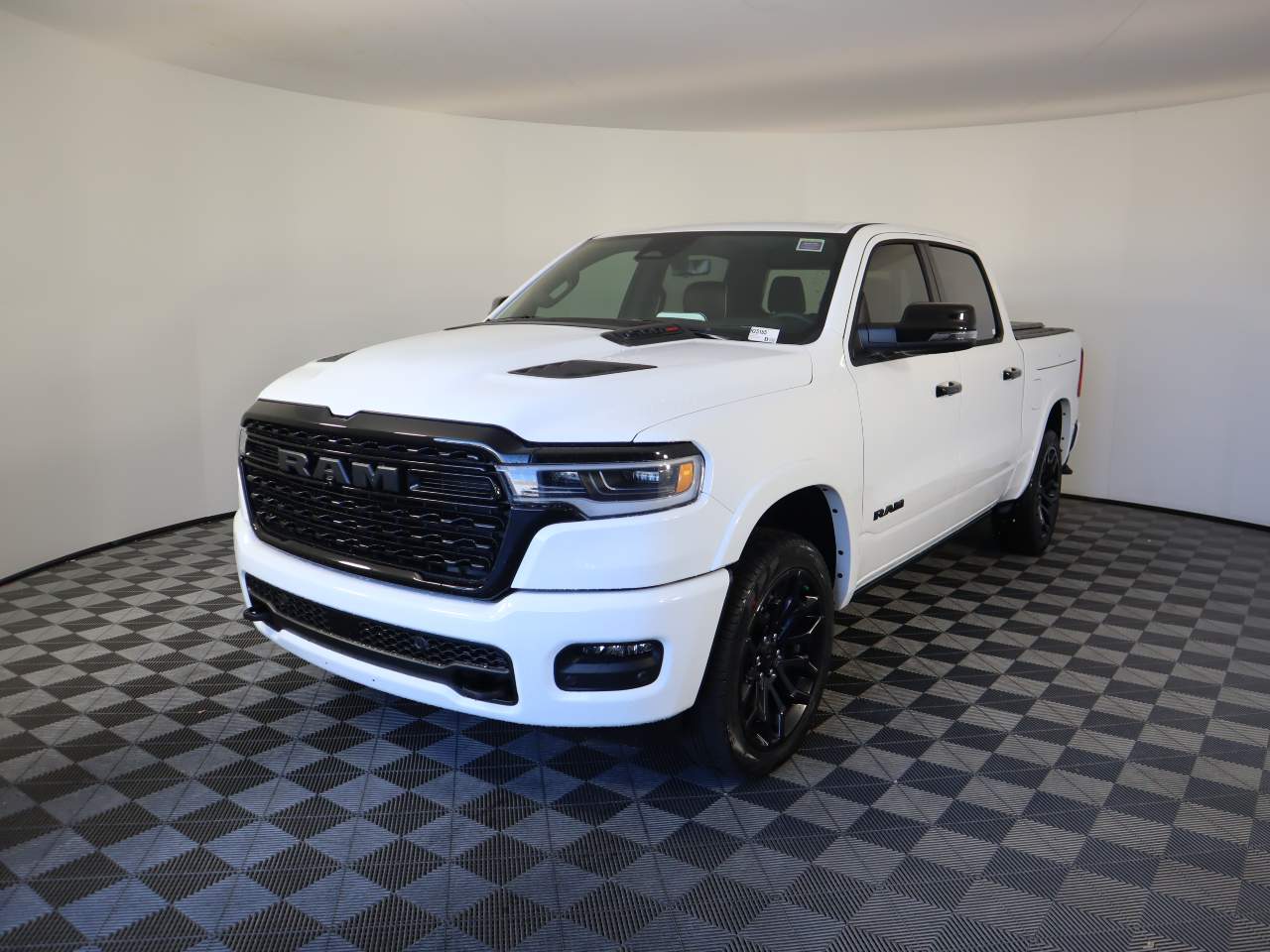 2025 Ram 1500 Crew Cab Limited