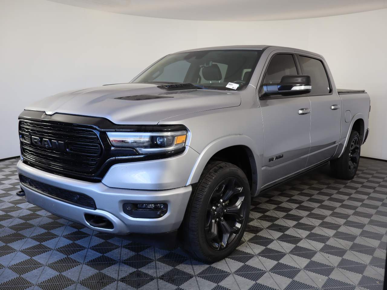 2022 Ram 1500 Limited Crew Cab