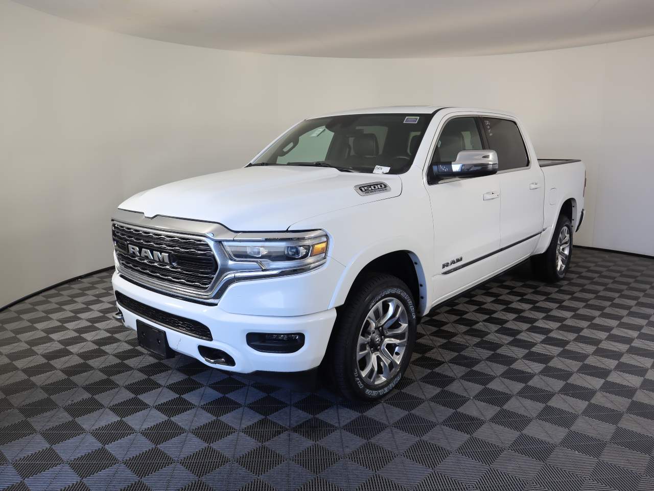 2023 Ram 1500 Limited Crew Cab