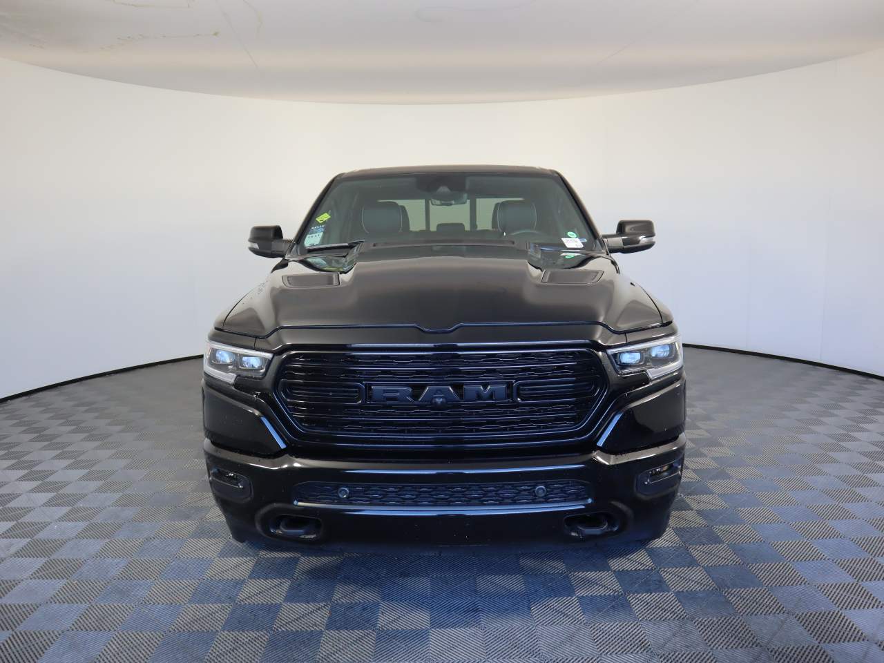 2024 Ram 1500 Limited Crew Cab