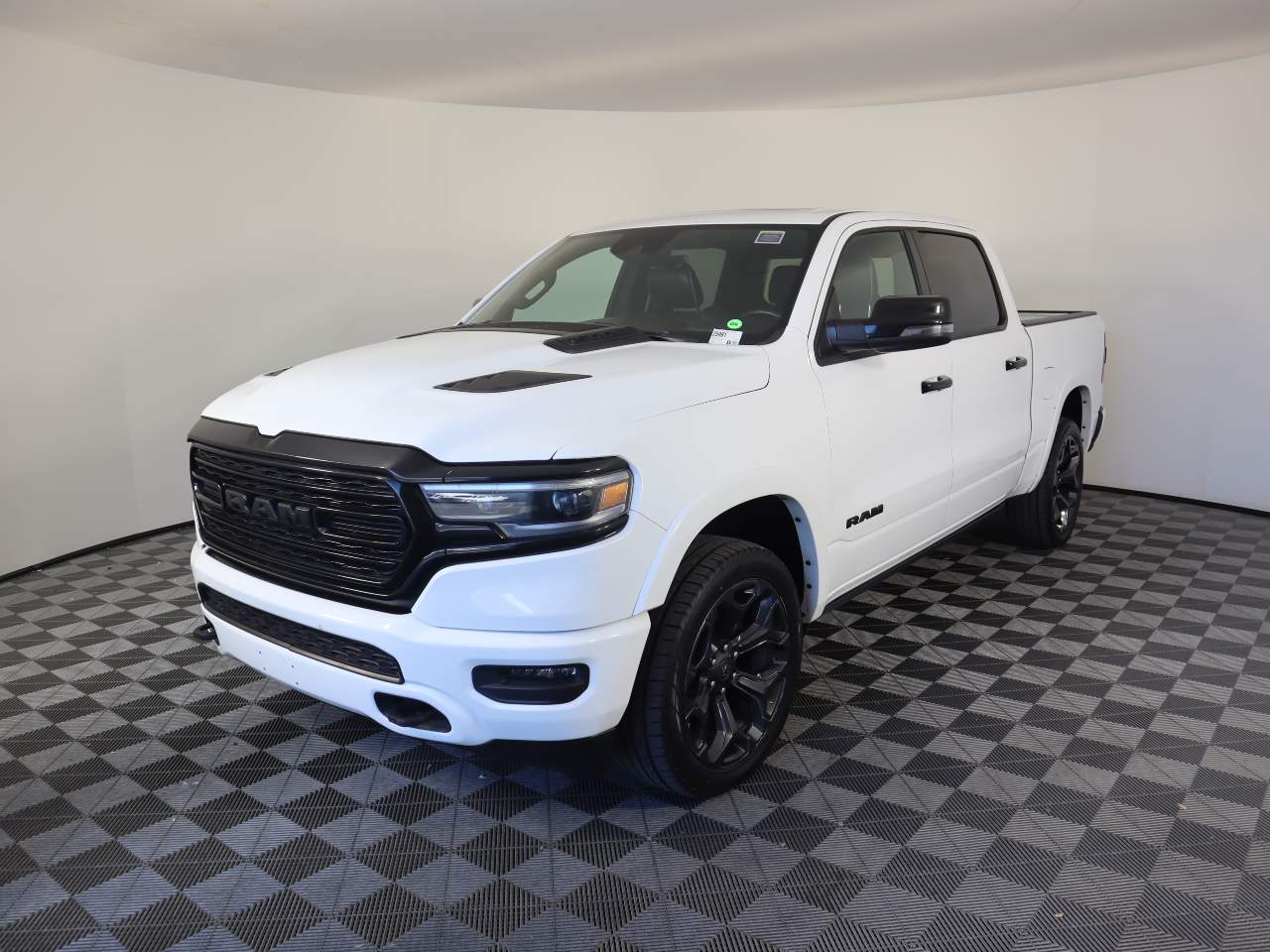 2023 Ram 1500 Limited Crew Cab