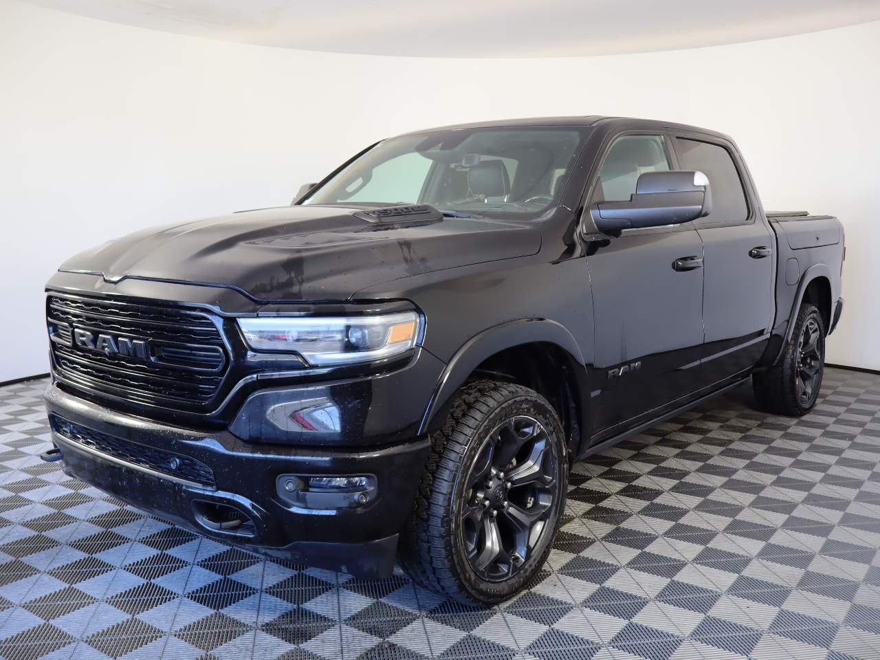 2023 Ram 1500 Limited Crew Cab