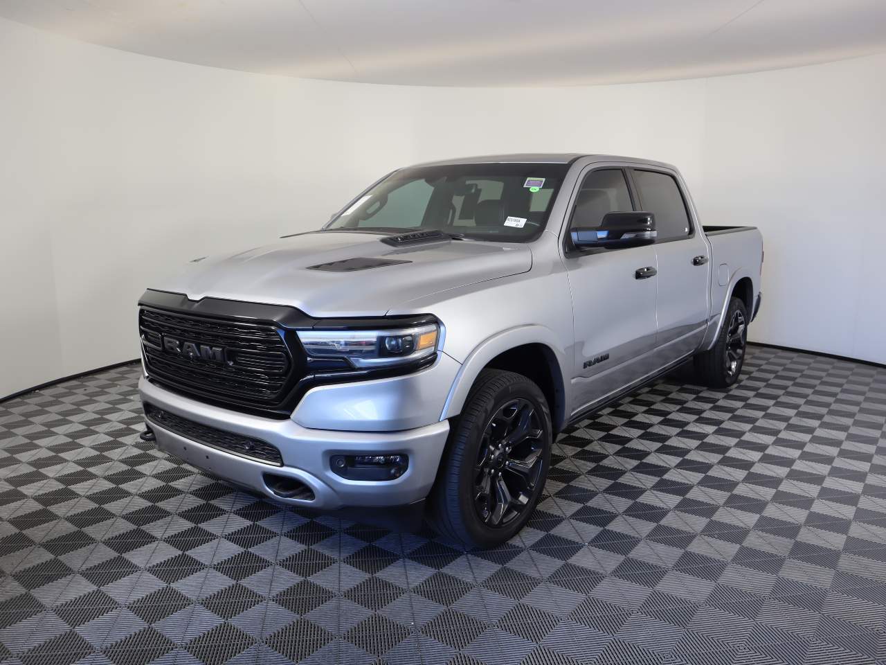 2023 Ram 1500 Limited Crew Cab