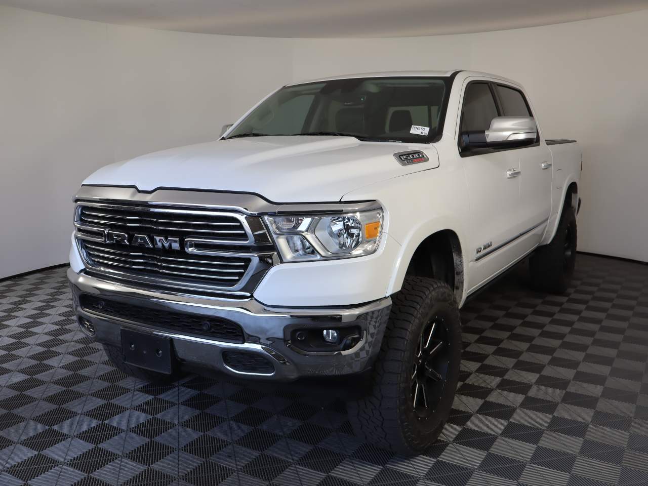 2022 Ram 1500 Laramie Crew Cab