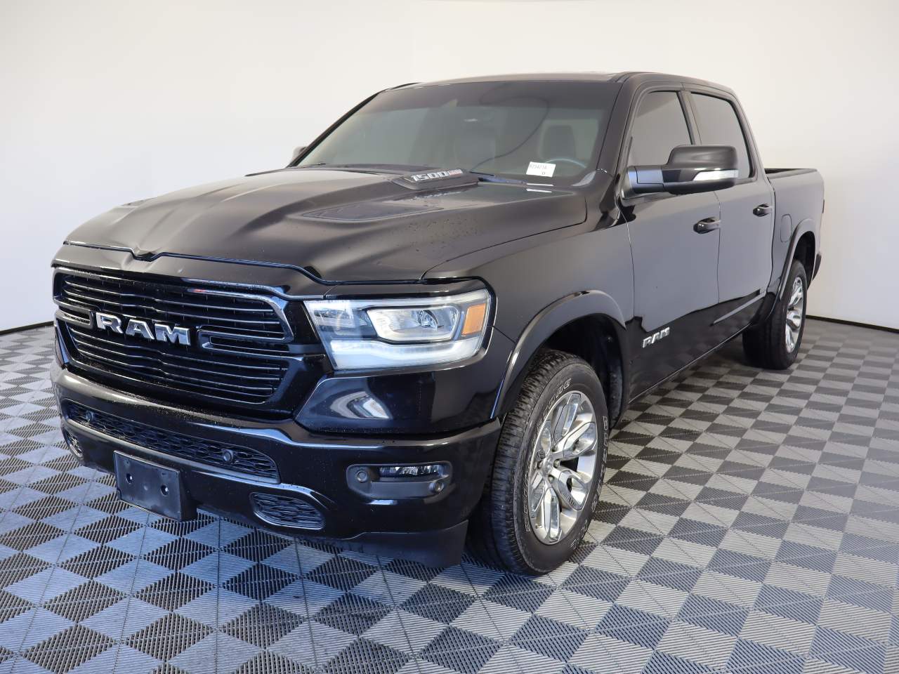 2022 Ram 1500 Laramie Crew Cab