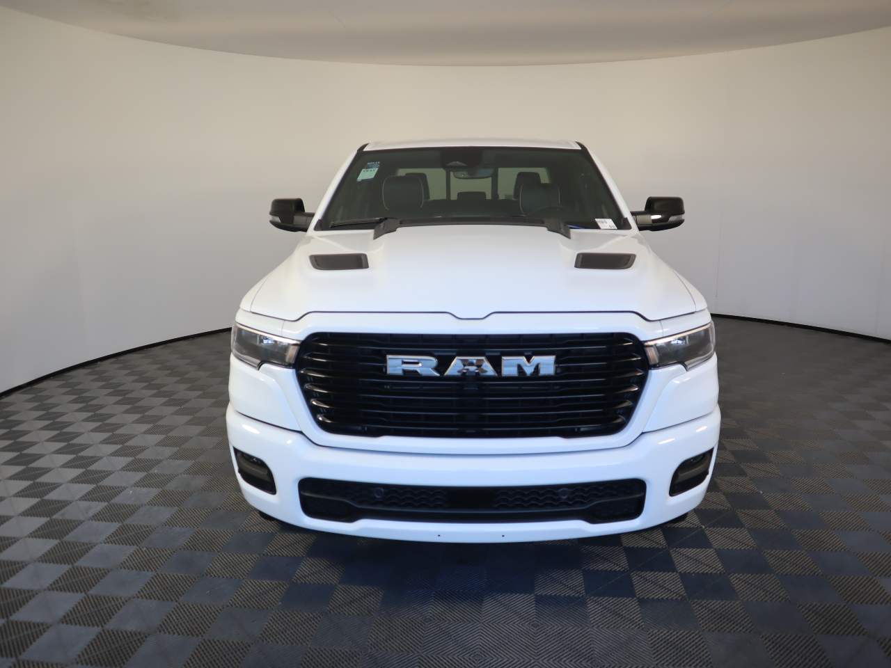 2025 Ram 1500 Crew Cab Laramie