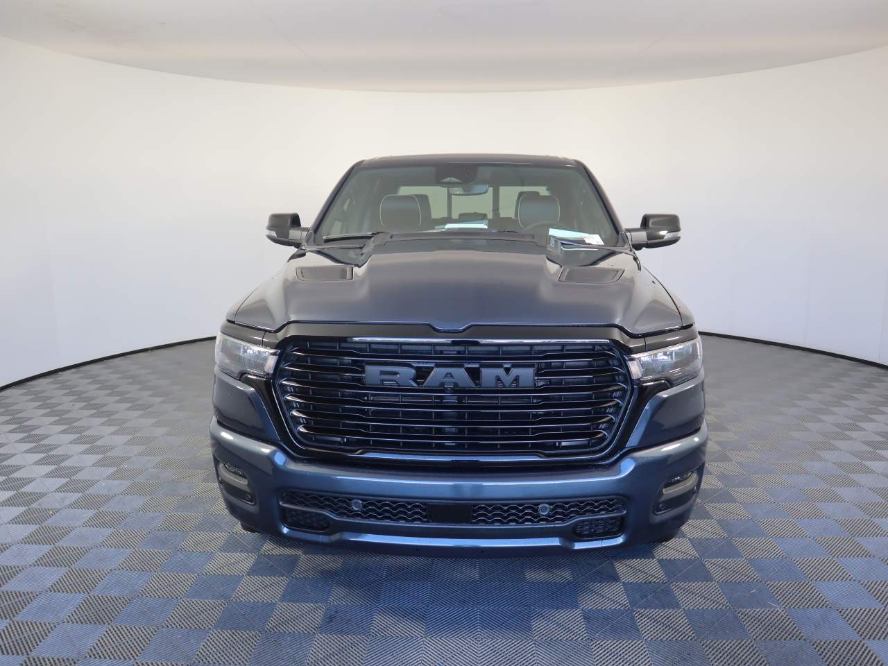 2025 Ram 1500 Crew Cab Laramie