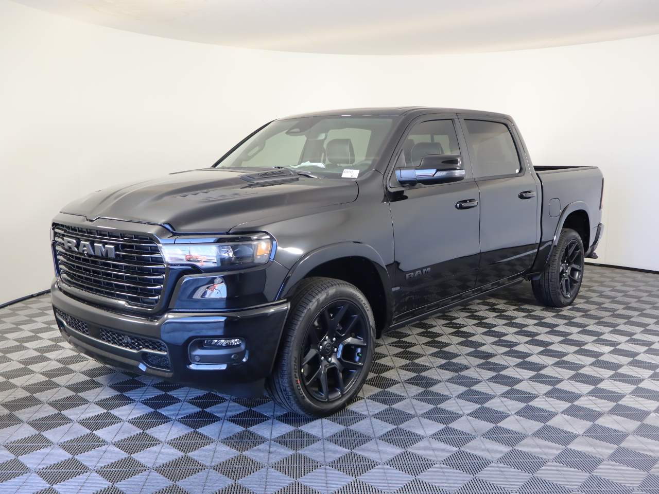2026 Ram 1500 Crew Cab Laramie