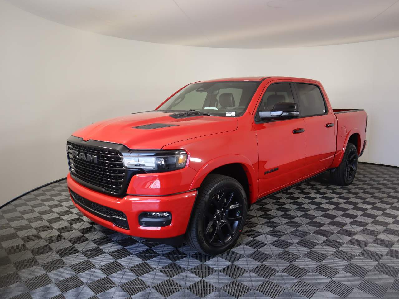 2025 Ram 1500 Crew Cab Laramie