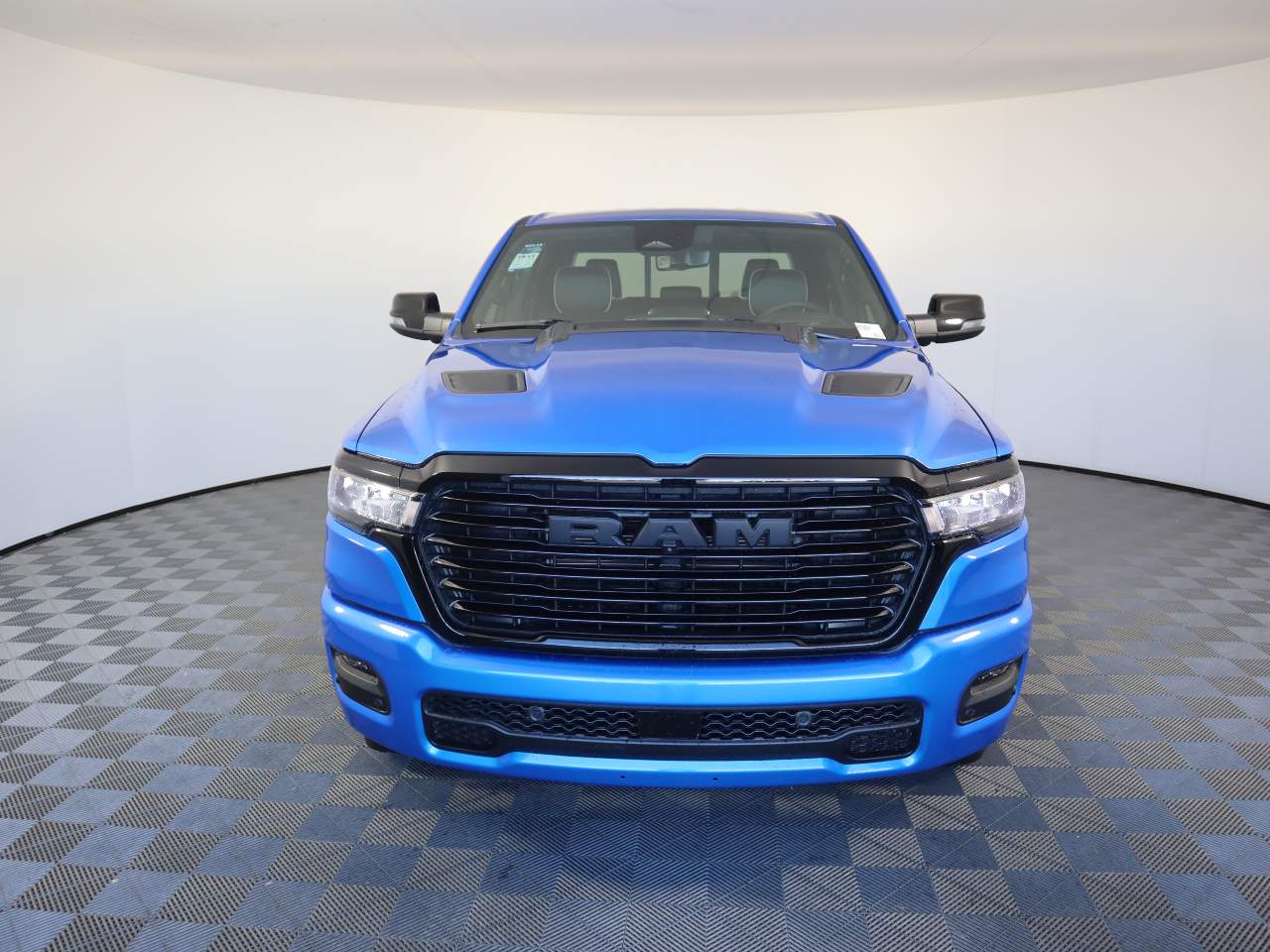 2025 Ram 1500 Crew Cab Laramie