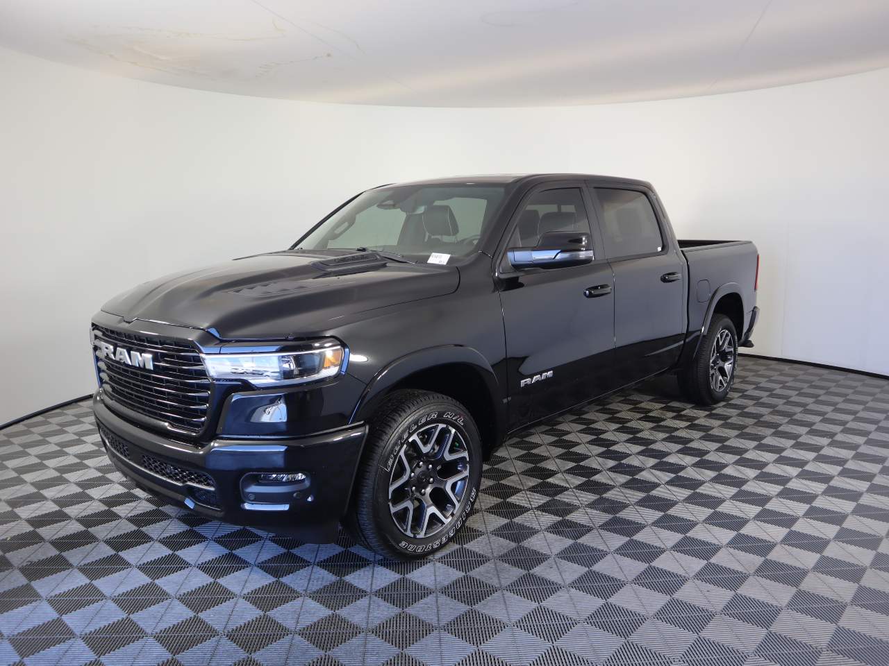 2026 Ram 1500 Crew Cab Laramie